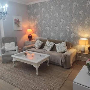 https://fantastico-piso-de-3-habitaciones-cerca-del-metro.sansebastianhotels.net